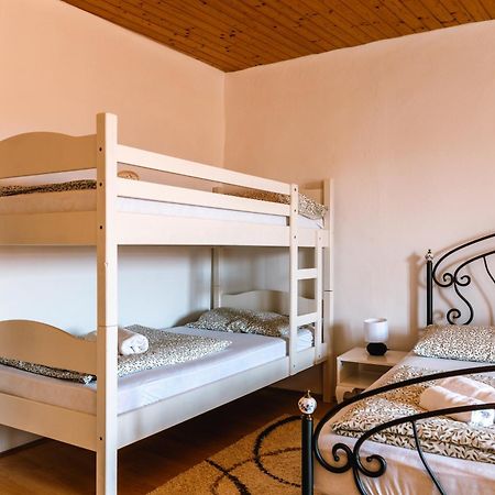 Apartment Valetovi Штанєл Екстер'єр фото